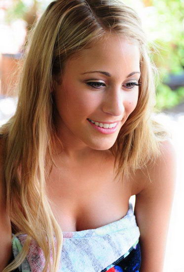 Brittney Dreams Porn - Laura Love | Busty blonde English porn star Brittney Dreams